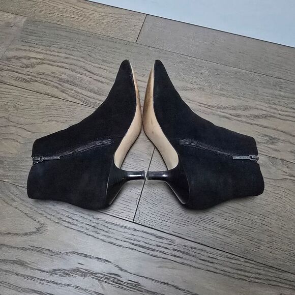 Donald J. Pliner Geeo Kitten Heel Suede Pointed Toe Chelsea Bootie in Black - Picture 5 of 13